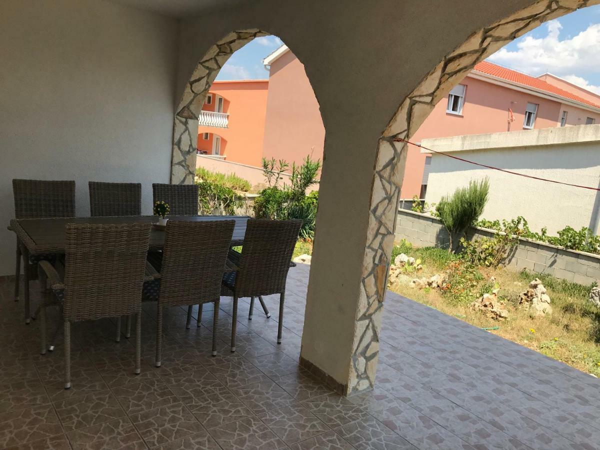 Apartmani Darija Vir Bagian luar foto