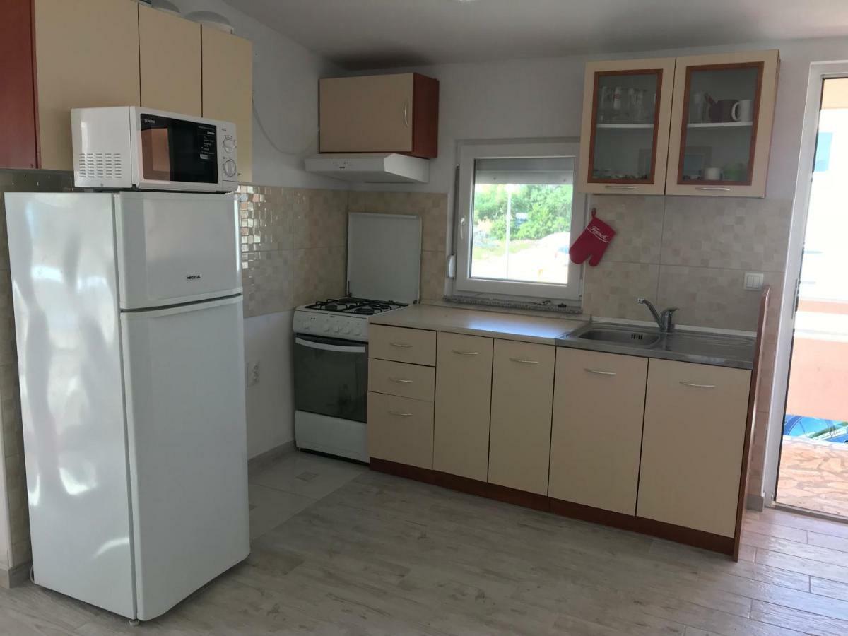 Apartmani Darija Vir Bagian luar foto